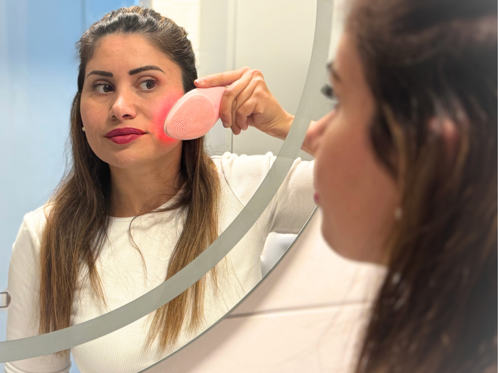 EMS Cleansing Brush